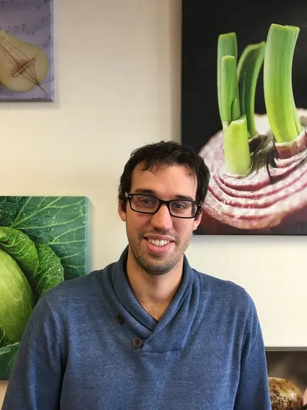 « Les buttes permettent d’arriver plus tôt en production », explique Lilian Boullard, conseiller maraîchage, fraises et petits fruits à Planète Légume