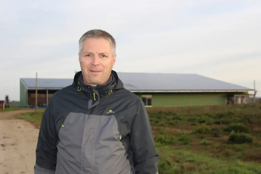 Franck Bluteau, agriculteur en Vendée. « Avec un prix fixe sur plusieurs années, on peut parfois y perdre, mais on se protège de prix très bas. » © V.