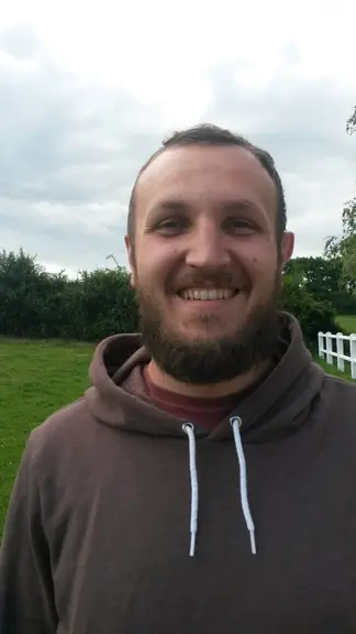 Alexandre Carlu, chambre d’agriculture du Nord-Pas de Calais. « Au-delà de 20 % d’humidité, les graines se conservent mal. » © DR