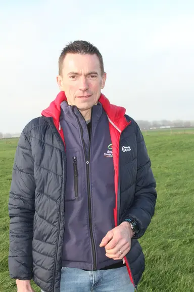 Benoît Verriele, d’Avenir Conseil élevage. « Avec un bon ensilage d’herbe, on peut faire du TB grâce aux fibres et à la réduction des concentrés. » ©
