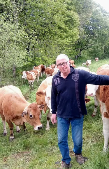 Serge Franc, président du groupement d'employeurs. « Les salariés sont formés aux spécificités du cahier des charges AOP, sécurité pour les producteurs adhérents et pour la coopérative. »  © DR