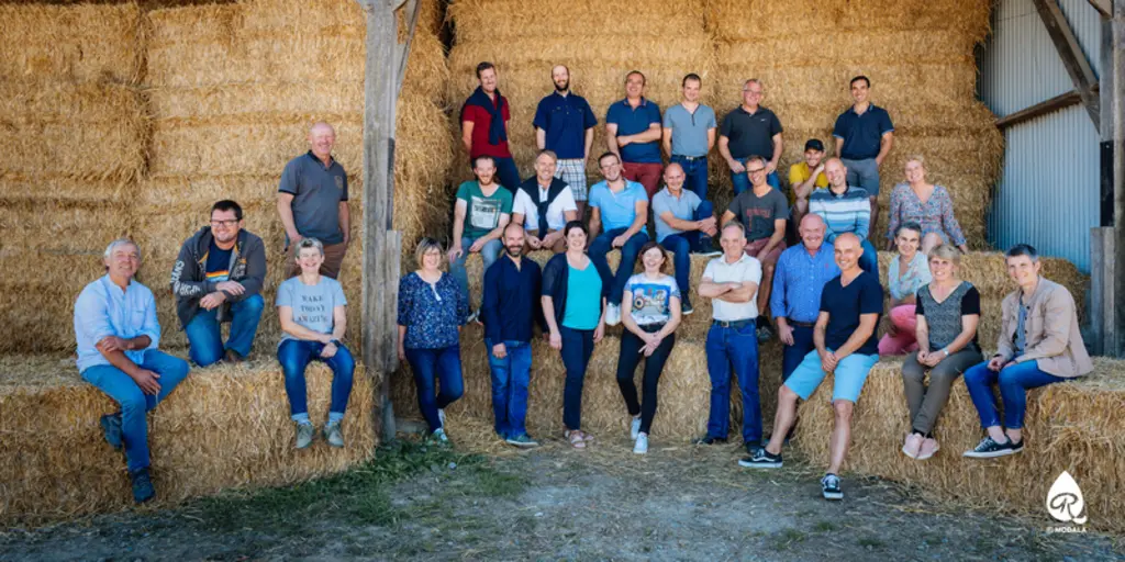 Les 35 éleveurs du collectif invitent les consommateurs à emprunter les ribines (petits chemins en gaélique) pour renouer le contact avec les agricult