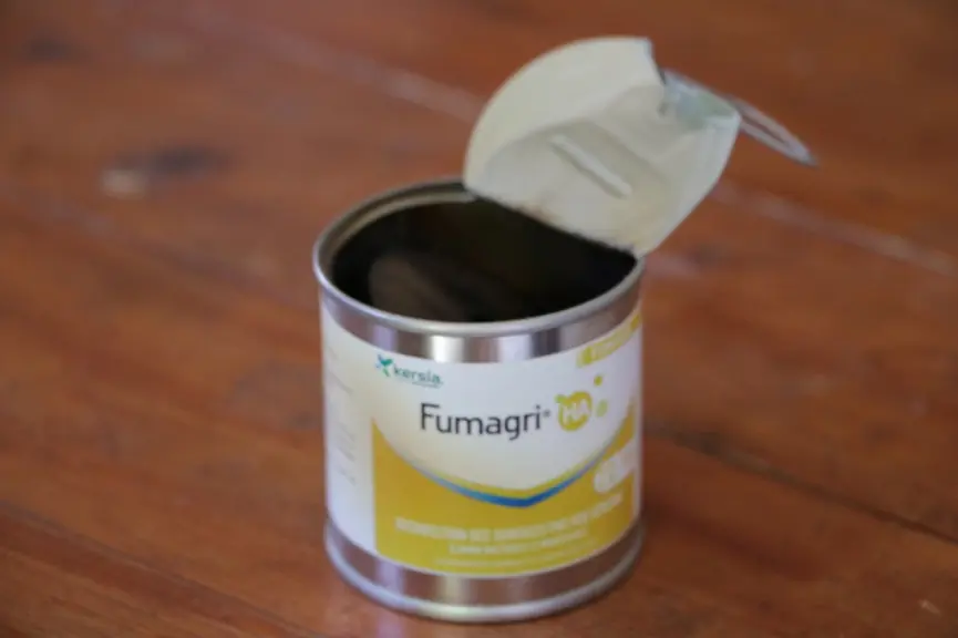 Les cellules de stockage du concentré doivent être nettoyées puis désinfectées une fois par an avec une bougie fumigène. 