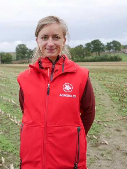 Cécile Richard, Agrobio35 : « La houe rotative permet d’intervenir tôt. »