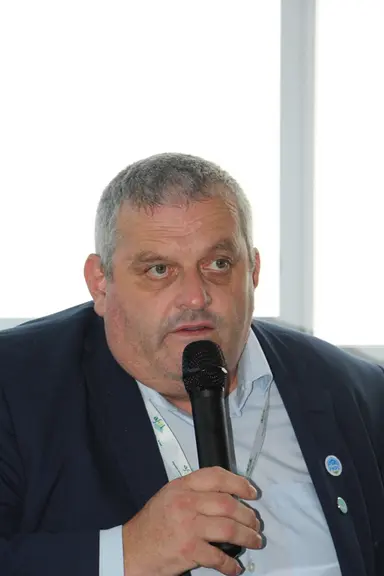 <em class="placeholder">Stéphane Joandel</em>