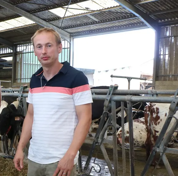 <em class="placeholder">Yoann Blatrix, éleveur en Gaec dans la Sarthe</em>