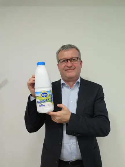 Yves legros, directeur de Candia : "l'originalité de la démarche « Les laitiers responsables »  est l'ambition qu'a Sodiaal d'entraîner tous les produ