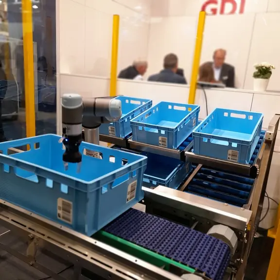 Petit robot de "pick and place" de GDI à l'Iffa 2022.