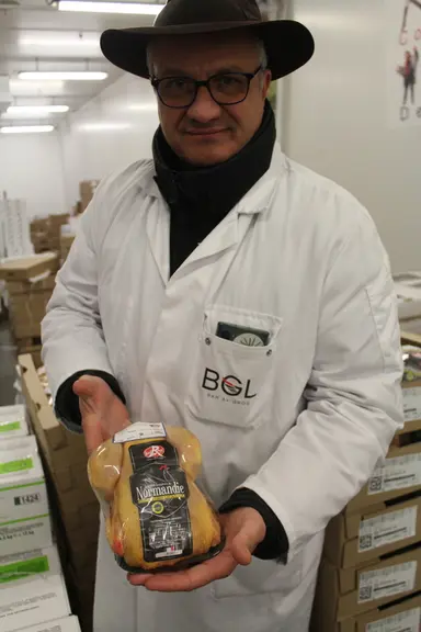 Gino Catena, le patron d’Avigros, principal grossiste du pavillon de la volaille de Rungis, le 20 mars 2020. © B. C.