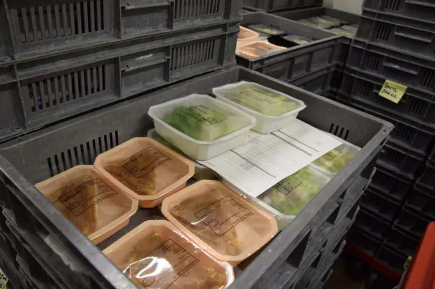 La disparition des repas en commun aux Ehpad force la cuisine centrale à produire à nouveau des barquettes individuelles comme pour le portage à domic