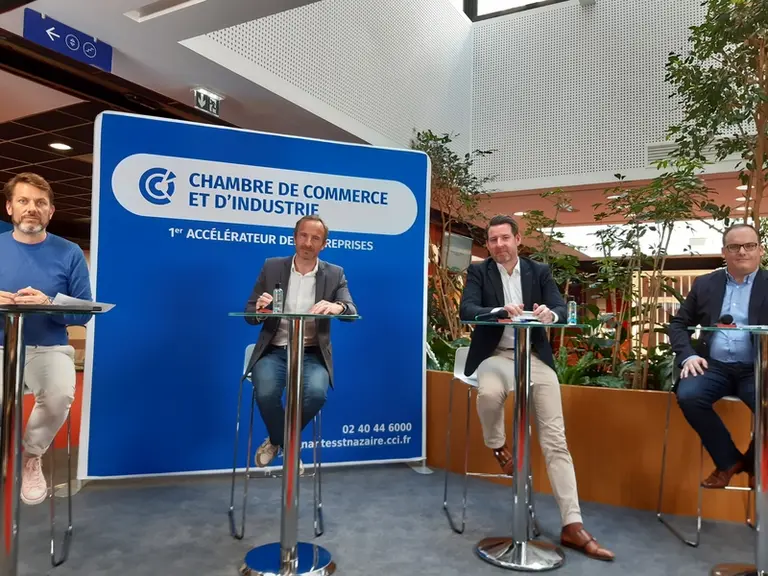 Un webinaire avec Hugues Frioux, vice-président de la CCI Nantes Saint-Nazaire (deuxième à droite) a accompagné la campagne de recrutement et d'inscri