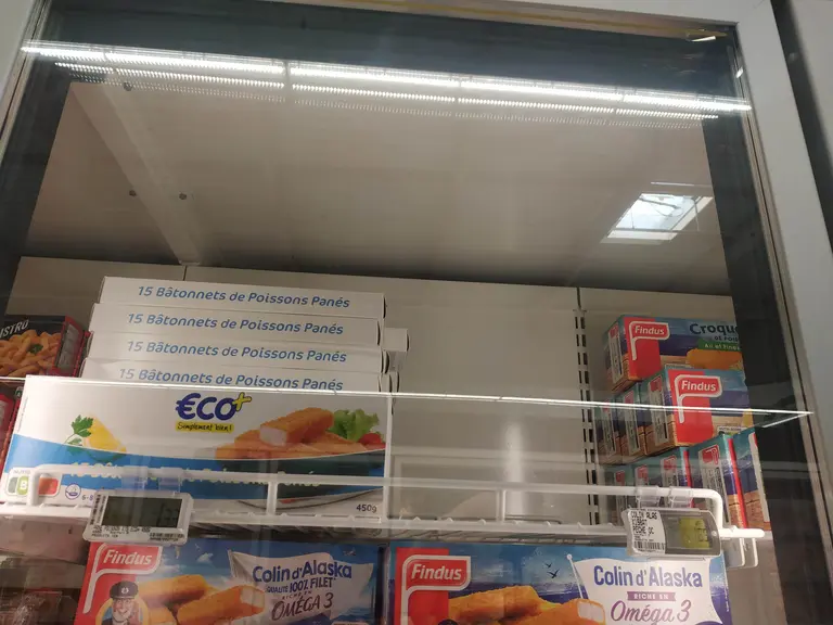 Les poissons panés à base de colin manquent en rayon