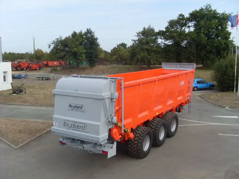 Epandeur fumier Brochard Constructeur - rachat Fliegl