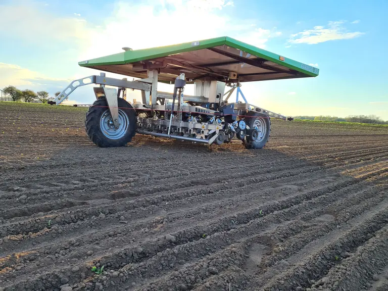 Robot agricole FarmDroid FD20