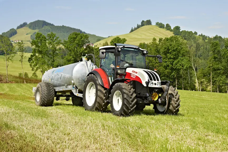 Retour Steyr France Réussir Machinisme