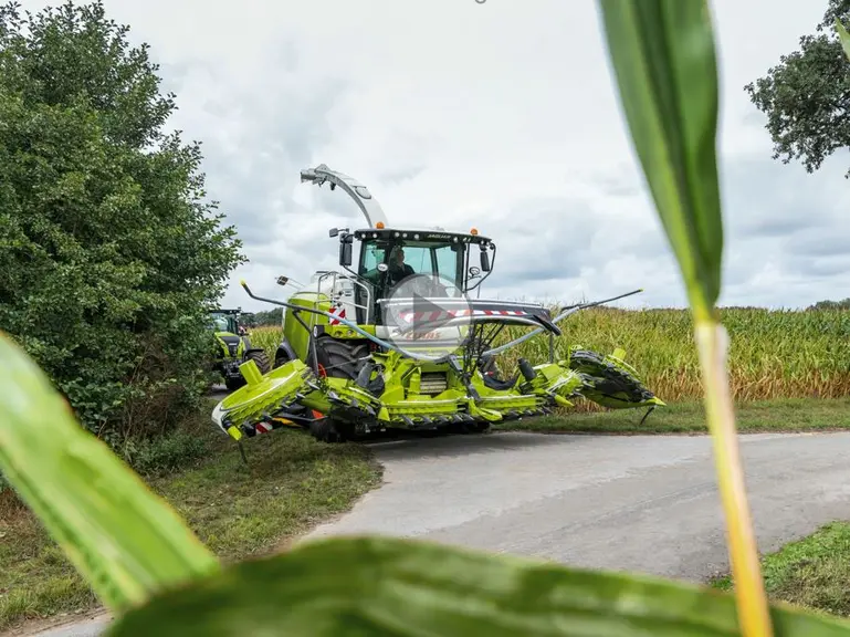 Claas bec ensileuse Orbis 900 Réussir Machinisme DP