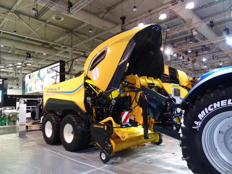 presse haute densité New Holland Big Baler 1290 HD - pick-up