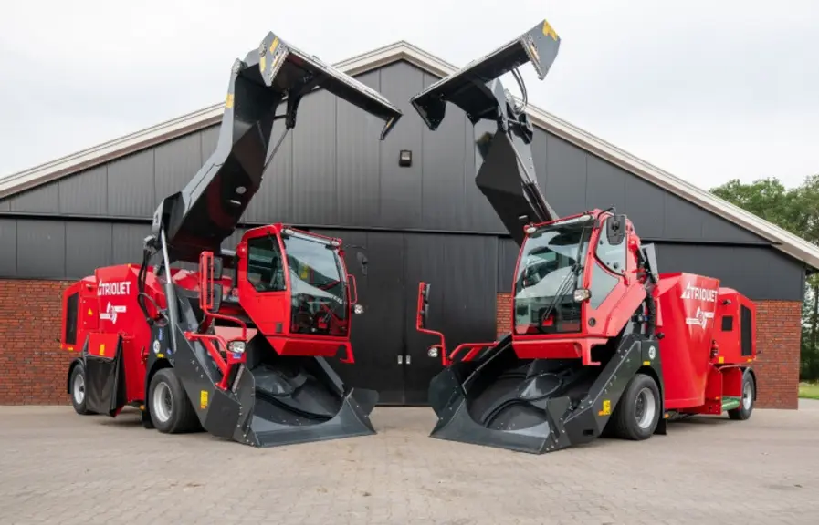 Mélangeuses automotrices Trioliet Triotrac M 1400 AL et 1400 ZK