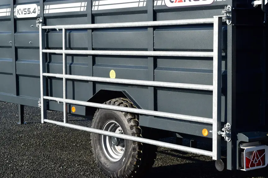 Bétaillère Promodis Cargo -barrière pivotantes pour parc de chargement