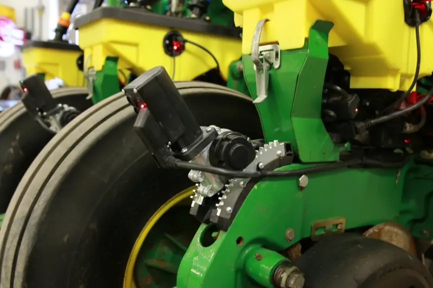 © Precision Planting