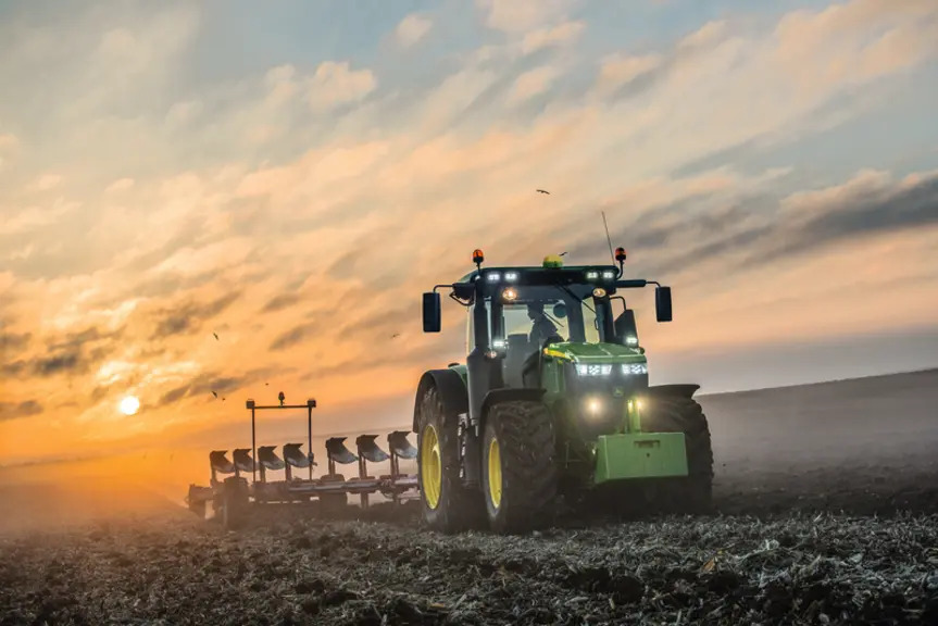 © John Deere