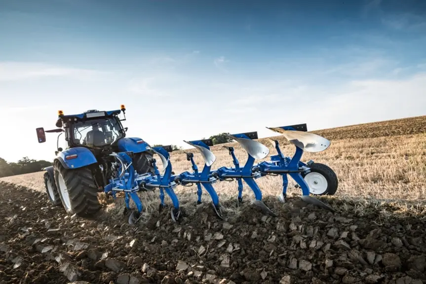 © New Holland