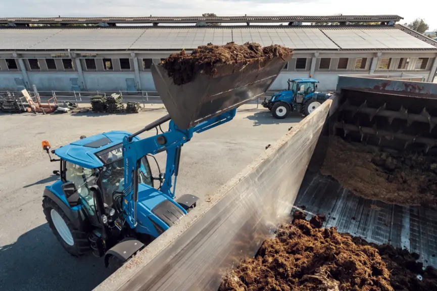 © New Holland