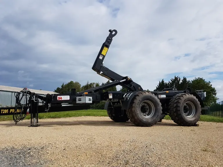 Les porte-caissons Pronar sont désormais au catalogue d'Agripartner © Pronar