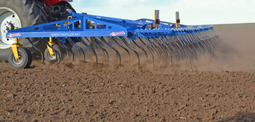 Vibroculteur Treffler distribué en France par Stecomat © Treffler
