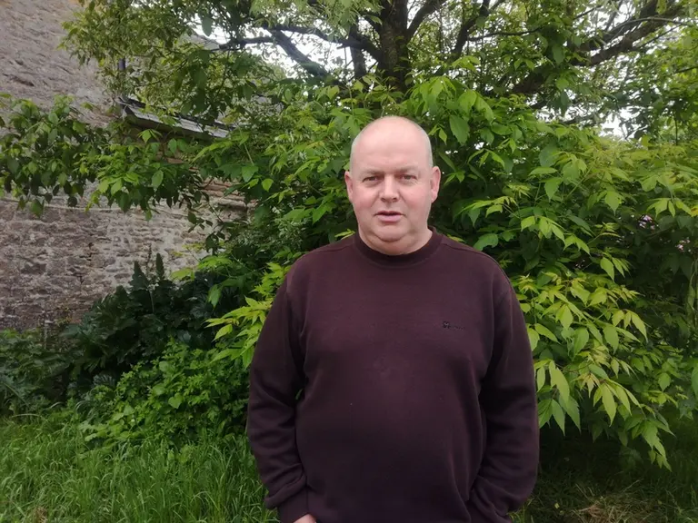 Lionel Annic, éleveur dans le Morbihan. "Cette machine de 10,50 mètres offre un débit de chantier remarquable, tout en limitant la consommation de car