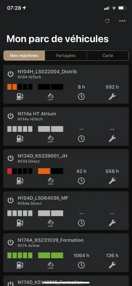 Les applications mobiles offrent un aperçu rapide des paramètres essentiels des tracteurs connectés. © Valtra