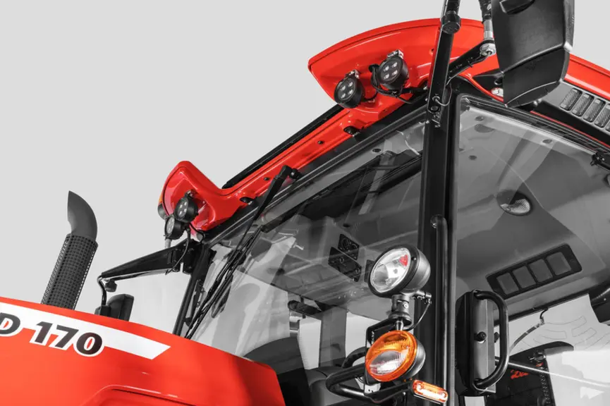 Le tracteur Zetor Crystal HD bénéficie de phares à leds. © Zetor