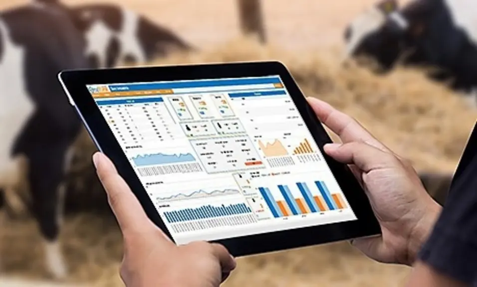 L’application OneView du robot de traite Boumatic Gemini est accessible depuis une tablette ou un smartphone. © Boumatic