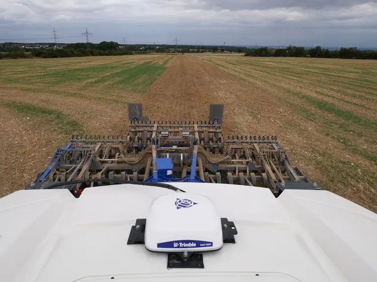 Le récepteur Trimble Nav-900 fonctionne avec les satellites GPS, Glonass, Galileo et Beidou. © Trimble
