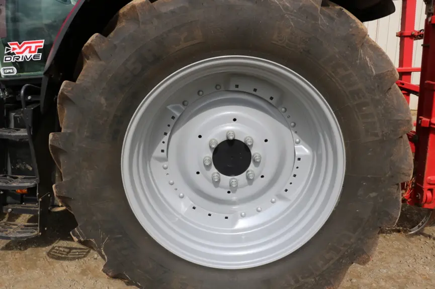 Essai du tracteur McCormick X7.624 VT-Drive