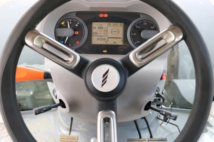 Essai du tracteur McCormick X7.624 VT-Drive