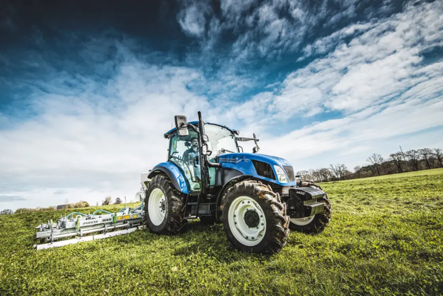 New Holland - Les tracteurs T5 adoptent un moteur Stage V plus coupleux