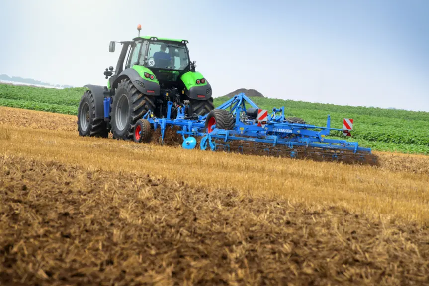 Lemken adapte un kit de pilotage TIM sur des outils de travail du sol non Isobus.