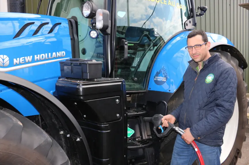 Christian Peterschmitt prévoit de faire 400 à 500 heures par an avec le tracteur New Holland T6.180 Methane Power