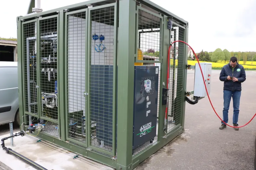 La première station de BioGNV utilisée avec le prototype a été remplacée par une installation offrant beaucoup plus de capacité, permettant de faire l