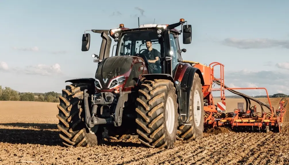 La nouvelle série Q de Valtra abrite une motorisation Agco 7,4 litres.