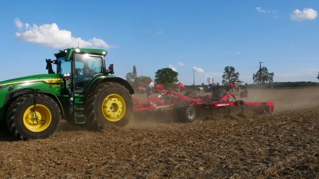 Le déchaumeur à dents Horsch Fortis se compose de trois modèles de 6, 7 et 9 mètres à quatre rangées de dents.