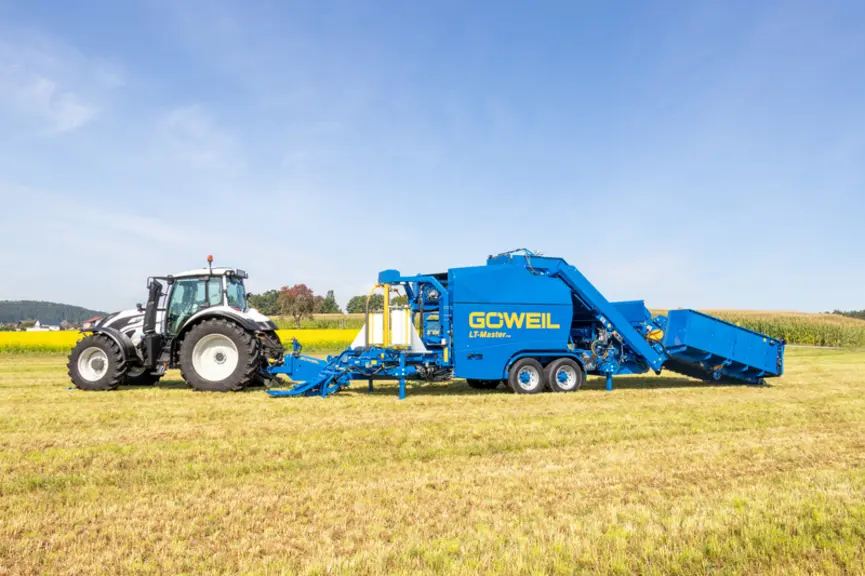 La presse enrubanneuse LT-Master F115 de Göweil dispose d'une chambre de pressage entraînée hydrauliquement.