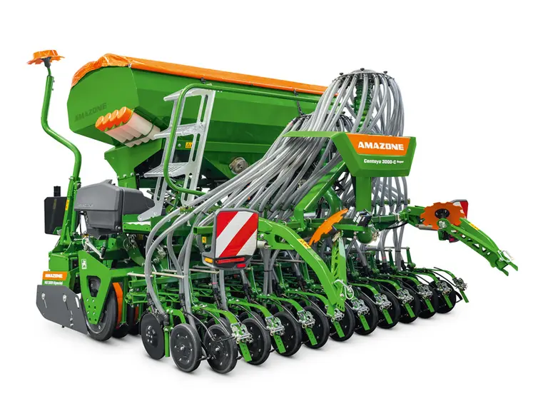 Le combiné de semis Amazone Centaya-C Super se décline en version double-shoot autorisant une implantation de deux produits à deux profondeurs différe