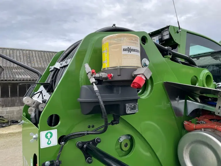 Le chargeur télescopique Fendt Cargo T740 bénéficie en option du graissage automatique.