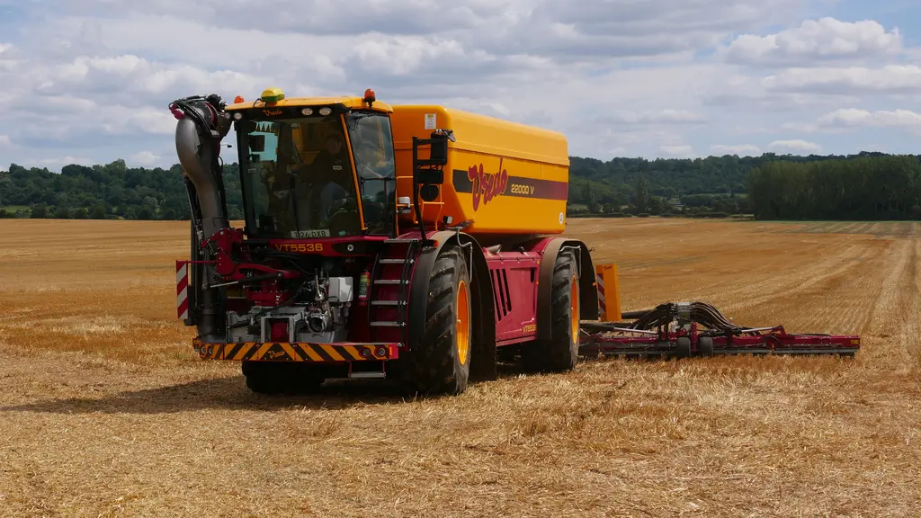 L'automoteur Vredo VT5536 dispose d'un autoguidage John Deere ou Trimble.