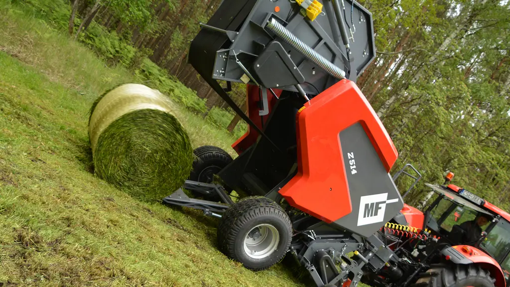 Presse à chambre variable Metal-Fach Z514 en action