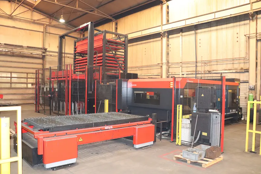 Metal-Fach utilise des tables de découpe laser Amada de dernière génération.