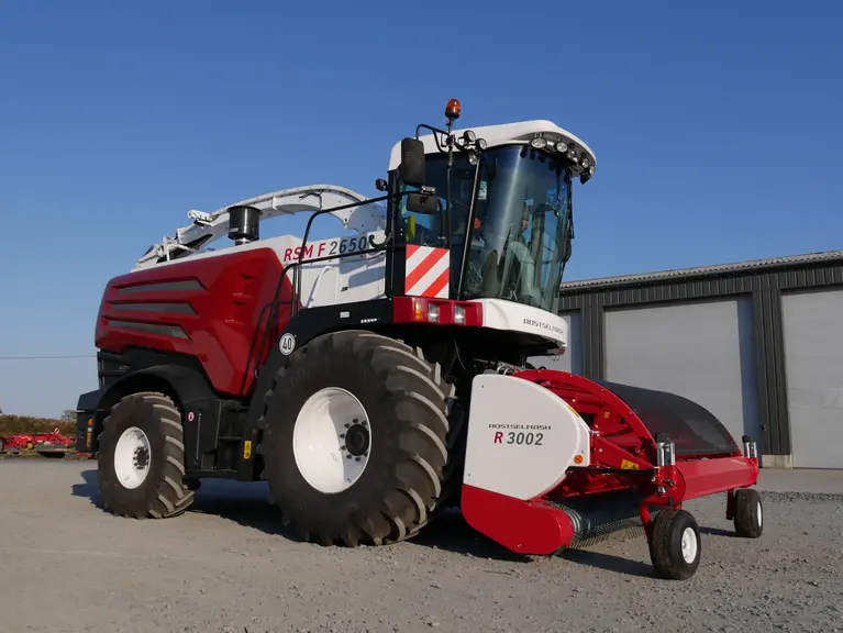 Ensileuse automotrice Rostselmash RSM F 2650 - SAS Michel Bellamy