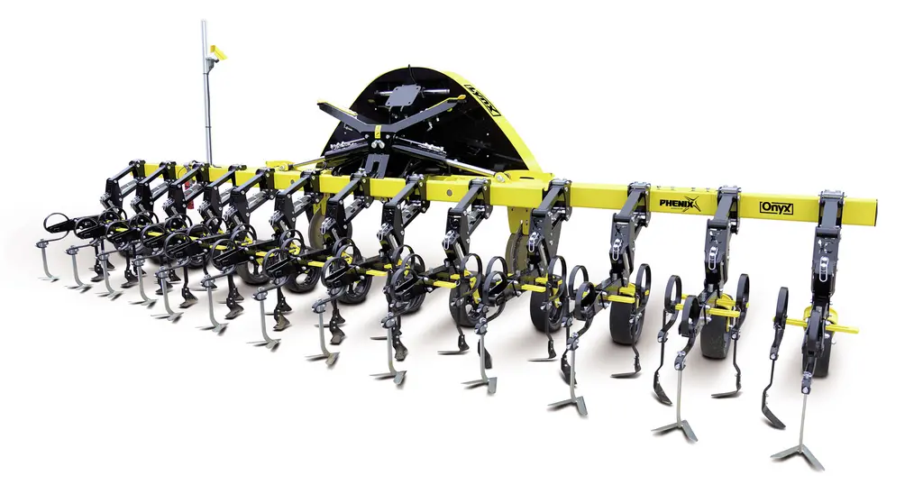 Bineuse Onyx de Phenix Agrosystem avec interface de guidage Lynx.